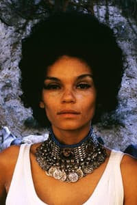 Juanita Brown in Playa azul