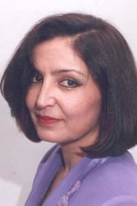 Dilbar Umarova in Қиссаи зиндони Павиак