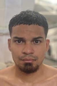 Darwing Martinez in Sam Noakes vs. Yvan Mendy