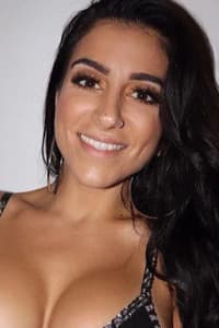 Lena the Plug in FOMO (Fear of Missing Out)