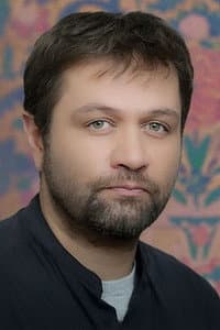Mazdak Mirabedini in Hamechiz Baraie Foroosh