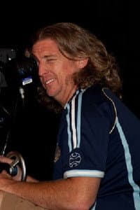 Robert Christopher Webb in Pipo