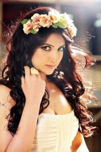 Aprajita Mahajan in 1:13:7 Ek Tera Saath