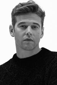 Zach Roerig in A Christmas to Savour