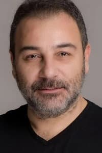 Tolga Coşkun in Vavien