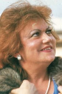 Loren Arana Arellano in Vestida de azul