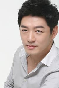 Jung You-seok in Woetoli