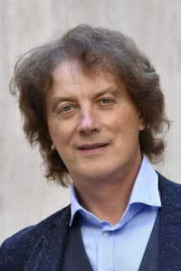 Tonči Huljić in Da je meni ono što mi nije