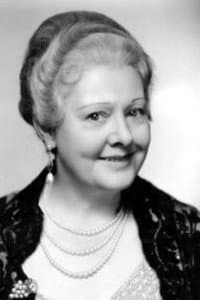 Cissy Fitzgerald in The Beauty Shoppers