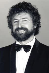 Carlos Núñez Cortés in Aquí Les Luthiers