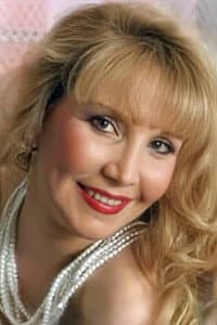 Terri Lewandowski in Dead North