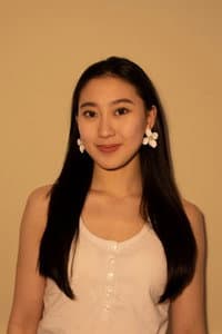 Yun Wen in Smoke & Stars