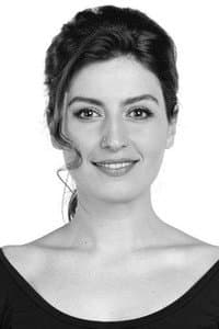 Duygu Yıldız in Kutsal Damacana: Dracoola