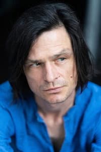 Oliver Möller in Raub ihren Atem