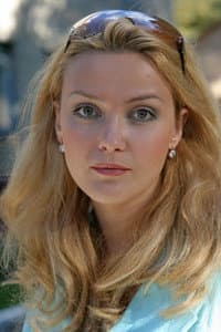 Lesia Samaieva in Емілі в Emily