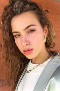 Gina Mastronicola in La chica más rara del mundo