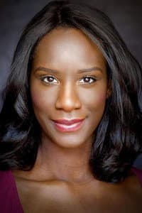 Moyo Akandé in Traces