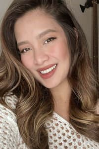 Mich Liggayu in Stranded