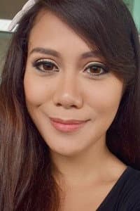 Bella Nazari in Suamiku Mr Blind