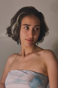 Beatriz Souza in Quarto 171