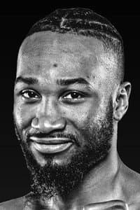Ve Shawn Owens in Subriel Matias vs. Jeremias Ponce