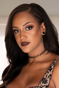 Zoey Sinn in I Have a Wife 92
