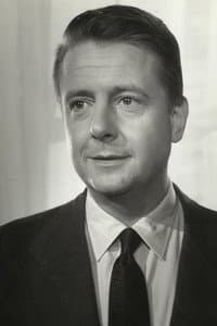 Jean Desailly in Le Saint mène la danse