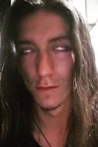 Iván Toro in Volhikar El Vampiro