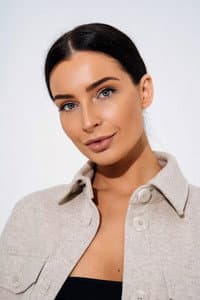Yana Anosova in Жизнь по вызову. Фильм