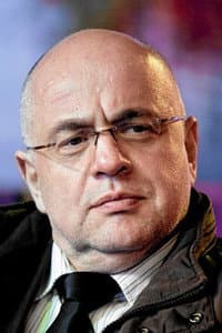 Mirosław Neinert in Pod wiatr nie popłynie słodki zapach kwiatów