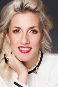 Ingrid St-Pierre in Pour une histoire...