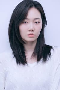 Son Soo-ah in 악의제국: 13일의금요일 챕터2