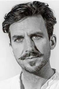 Murray Lachlan Young in Vatel