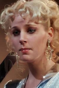 Kari Klark in Star Virgin