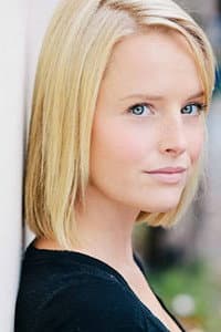 Sarah Smyth in A Twist of Christmas