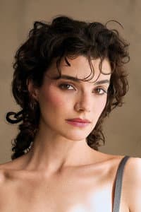 Zoë Steiner in I Like You
