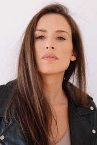 Júlia Belard in Irregular