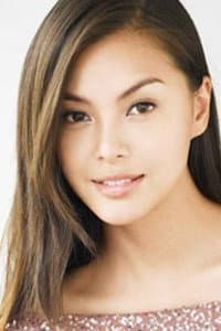 Carmen Soo in Yasmine