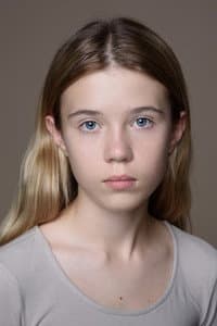 Darya Alkhova in Бо-бо
