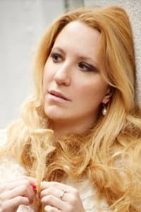 Alexandra Hummingson in Maskeraden