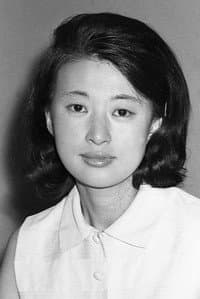 Kazuko Yoshiyuki in Leonie