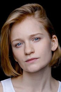 Elizaveta Strunina in БАСТА. Начало игры