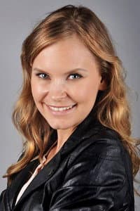 Anastasia Beloborodova in İnşaat 2: On Yılda Bir