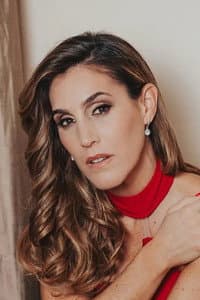 Soledad Pastorutti in Tamara Castro: Como un tizón encendido ardiendo dentro mi sangre