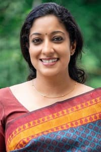 Laya Simpson in Mr and Mrs ബാച്ലർ