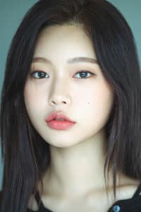 Choi So-yoon in 어느 날 우리 집 현관으로 멸망이 들어왔다