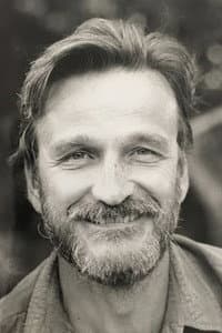 Olivier Doran in Tell Me Iggy