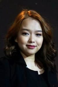 Daphne Chiu in The Sister