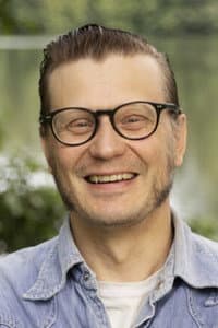 Anssi Kasitonni in Liitäjät