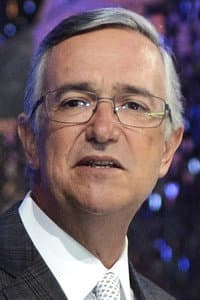 Ricardo Salinas Pliego in Teletiranía: La Dictadura de la Televisión en México